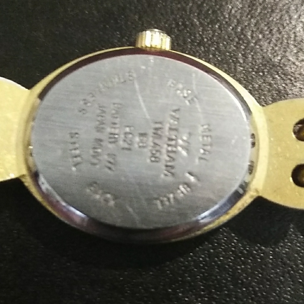 Watch - Picture 2 of 3
